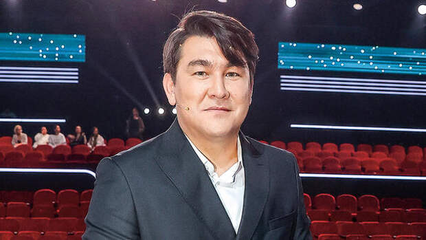 Мусагалиев ответил Собчак про возможность заменить Урганта: «У меня нет шоу на Первом»