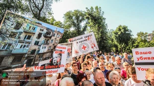 Жители Донецка едва не устроили самосуд над миссией ОБСЕ Жители Донецка едва не устроили самосуд над миссией ОБСЕ
