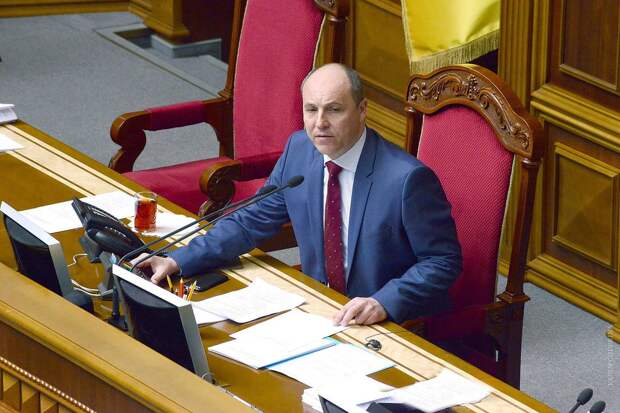 Парубию вручат Героя Украины