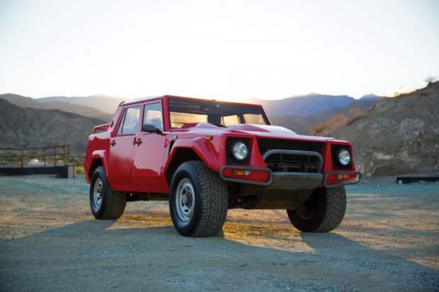 Lamborghini LM002 Триста пикапов от итальянских трактористов. People Are Awesome, cars