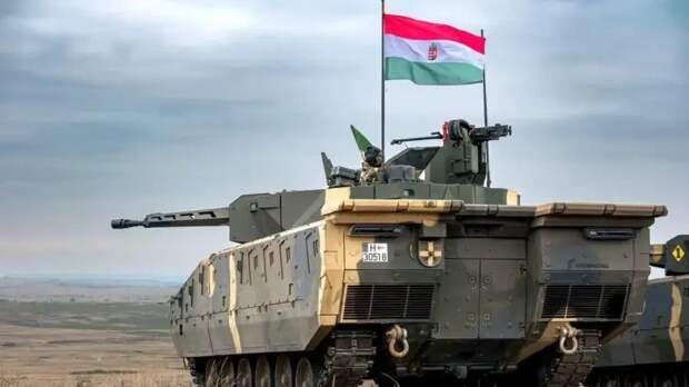 Венгрия копает окопы на границе с Украиной, Орбан предупреждает детей и внуков