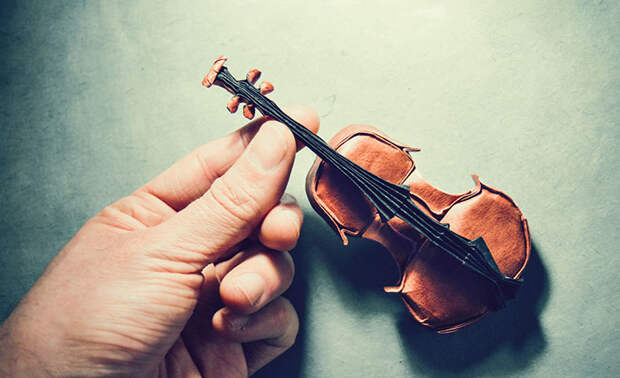 Origami-Paper-Art-Violin-Gen-Hagiwara__700