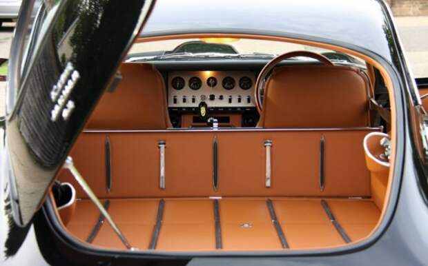 Шедевр автостроения по прозвищу “Элвис” Шедевр автостроения по прозвищу “Элвис” eagle, jaguar, олдтаймер