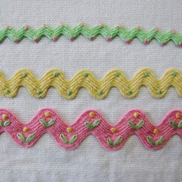 Embroidery on Rick Rack: 