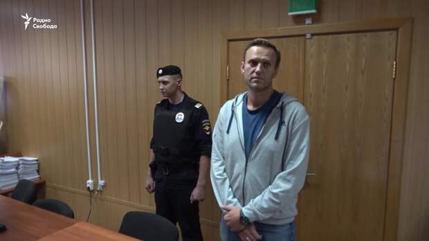 Какие статьи УК РФ нарушил Навальный, опубликовав "расследование"