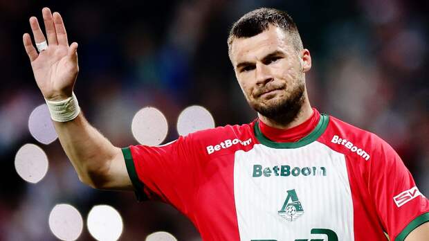 Комличенко — об игре со «Спартаком»: «Не получилось выиграть. Это ужасно»