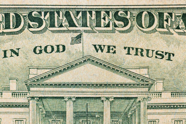 Экономист Балынин: курс доллара может снизиться до 65 руб. в течение года