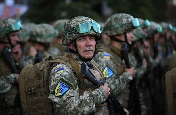 Украинский журналист опозорился, призвав Киев ввести войска в Россию