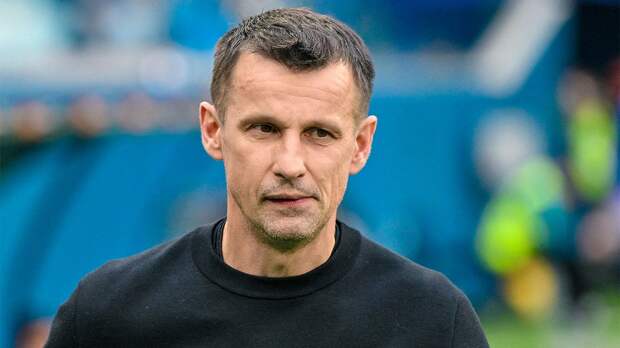 «Показал Семаку средний палец». Эракович покинул «Зенит» из-за конфликта с главным тренером — источник