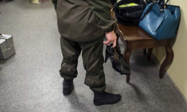 Ополченки Новороссии в вечерних платьях Ополченки Новороссии в вечерних платьях