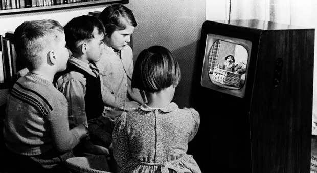 100 лет назад появилось телевидение, и мир больше никогда не был прежним