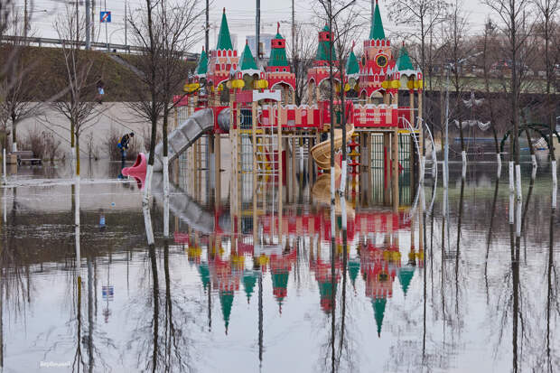 Тулякам показали красивые фото набережной во время паводка