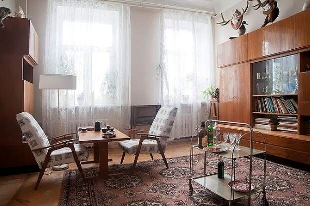 Дизайн и мебель в стиле минимализма Советского Союза