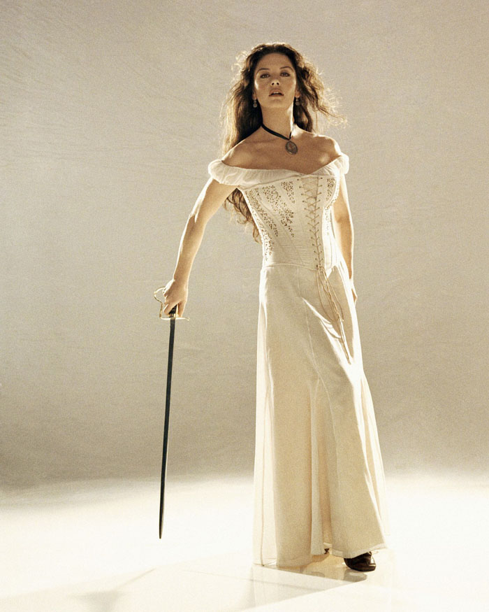 Кэтрин Зета-Джонс (Catherine Zeta-Jones) в фотосессии для фильма «The Mask of Zorro» (1998), фото 2