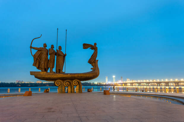 Что на самом деле происходит на Украине? Что на самом деле происходит на Украине?