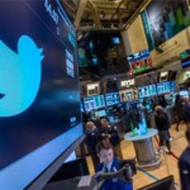 2013-12-02T232926Z_432902874_GM1E9BG05NZ01_RTRMADP_3_USA-TWITTER-ANALYSTS-pic330-330x220-52503