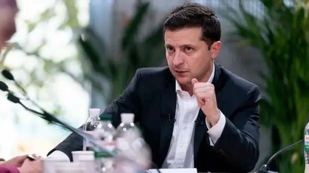 Лидер «Азова» пригрозил Зеленскому вводом 10 тысяч бойцов в Донбасс