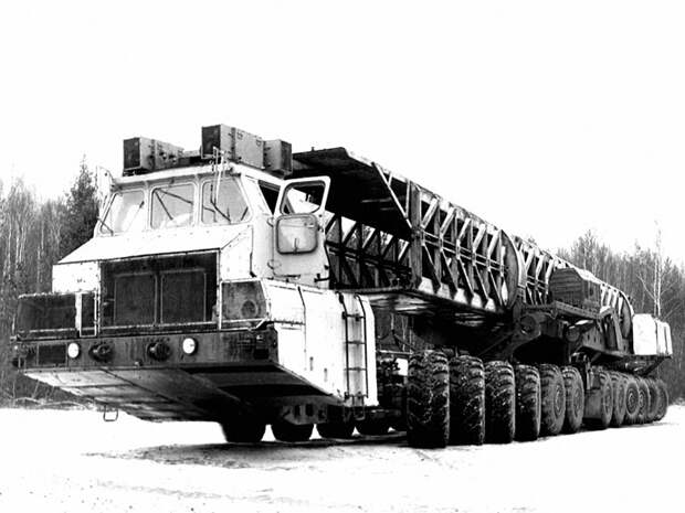 День в истории. МАЗ создал 12-осный 1250-сильный грузовик - Фото 3
