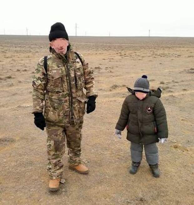 В Астраханской области задержали нарушителя границы с маленьким сыном