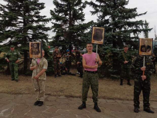 День освобождения Донбасса. То солнце, то дождь над священной высотой
