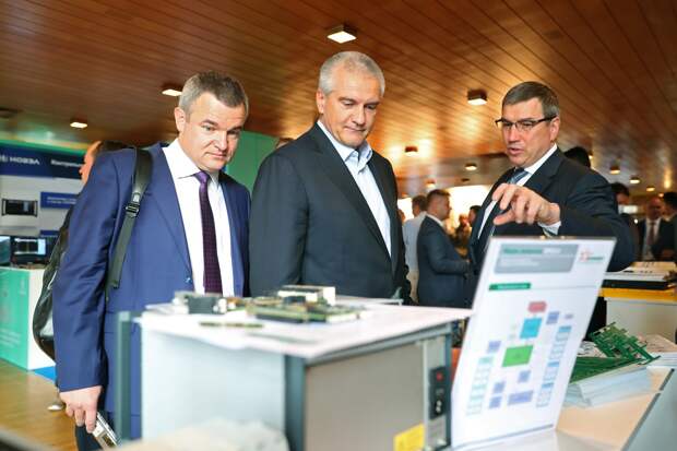 Аксёнов анонсировал старт форума “Микроэлектроника 2020” в Крыму