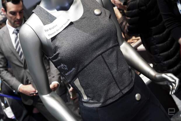 samsung-booth-wearables-gallery-11-1