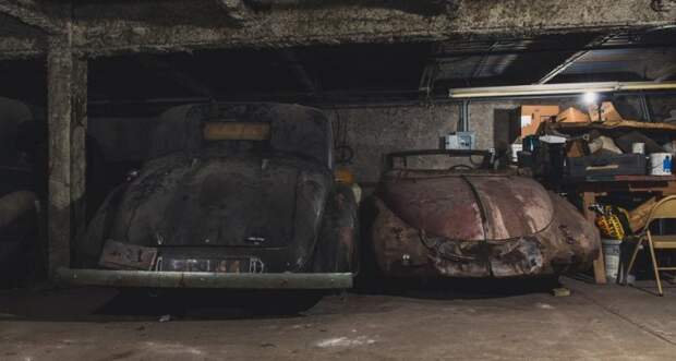 В список обнаруженных машин вошел Packard образца 1937 года в кузове производства Silver-Knightstown Body Company. packard, rolls-royce, авто, автомобили, находка, олдтаймер, подвал, ретро авто