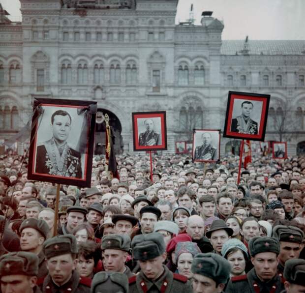 Траурный митинг 30 марта 1968 г. В.Мусаэльян, В.Севастьянов, ТАСС