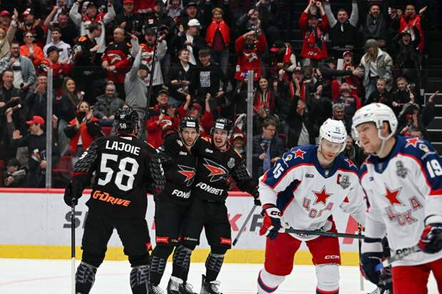 Плющев: «То, что Запад будет проигрывать Востоку по всем статьям не было секретом»