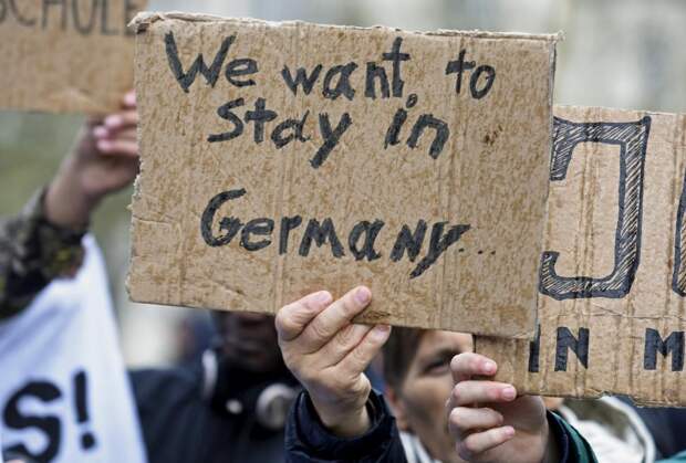 Как в Германии принимают беженцев