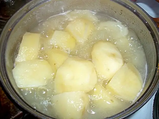 Как избежать потемнения картофеля