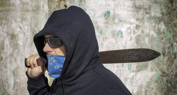 В Польше на украинцев напали с мачете из-за их национальности