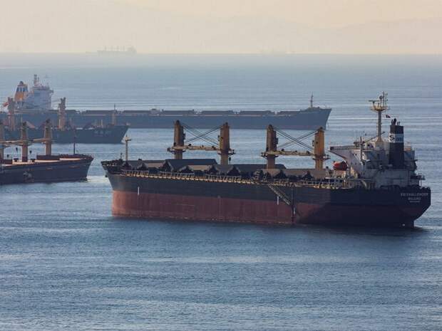 Россия заминировала зерновой коридор Украины по Чёрному морю