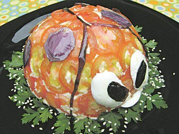 Салать Божья коровка