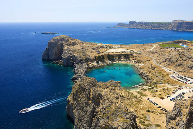 Красивейшие острова Греции (12 фото)