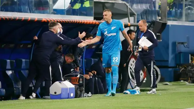 Семак не смог ответить на вопрос о будущем Дзюбы в «Зените»