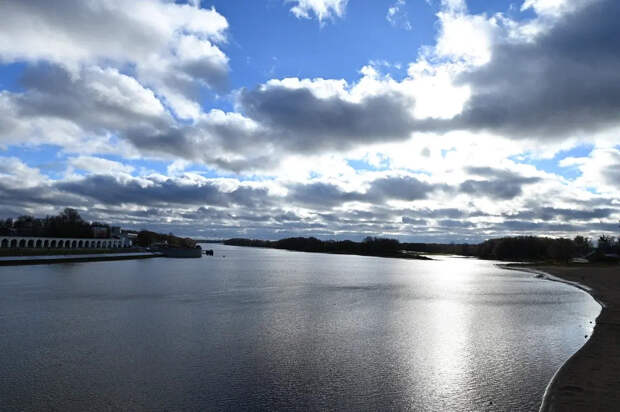 Рай за 20 миллионов: на Волге под Саратовом продают остров с лесом и пляжами