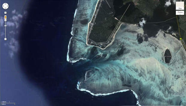 Таинственная иллюзия подводного водопада у острова Маврикий