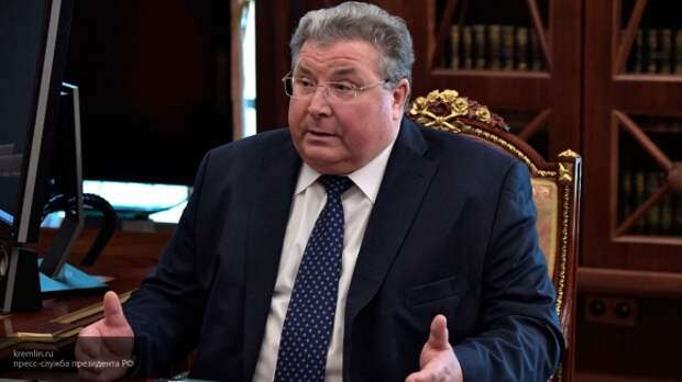 Глава Мордовии уведомил Путина о намерении покинуть пост Глава Мордовии уведомил Путина о намерении покинуть пост