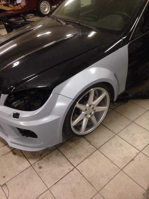 Mercedes C63 AMG Black Series в стиле MB Petronas F1 Team Mercedes C63 AMG Black Series в стиле MB Petronas F1 Team amg, c63, f-1, mercedes-benz, petronas, авто, тюнинг