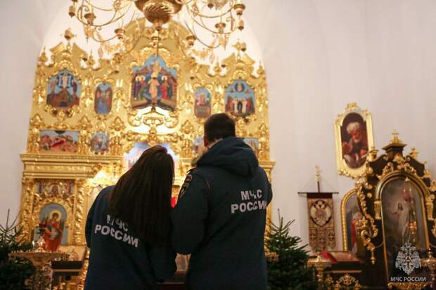 В Петербурге в ночь празднования Рождества Христова будут дежурить сотрудники МЧС