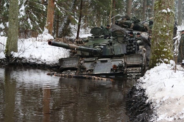 танки