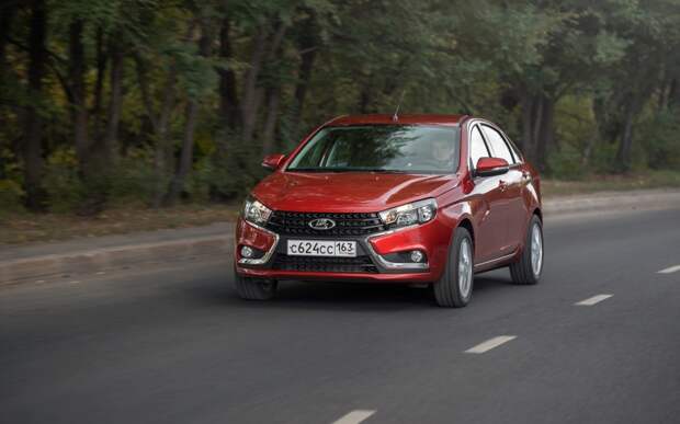 В феврале LADA Vesta выбрали 2 955 покупателей