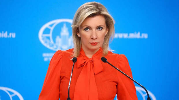 Захарова назвала Зеленского террористом после его угроз Орбану