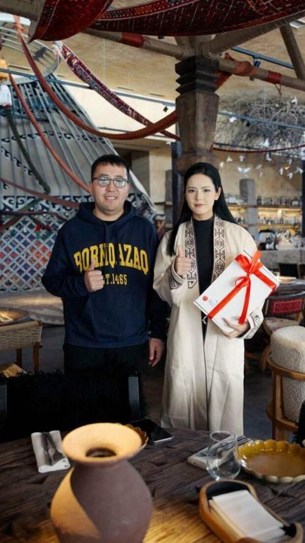 Китайский блогер с миллионной аудиторией Tao Tao посетила Алматы