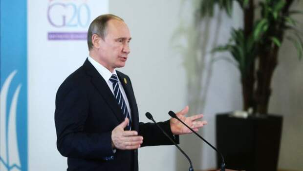 Владимир Путин показал G20 фото колонн автозаправщиков ИГ (ВИДЕО) Владимир Путин показал G20 фото колонн автозаправщиков ИГ (ВИДЕО)