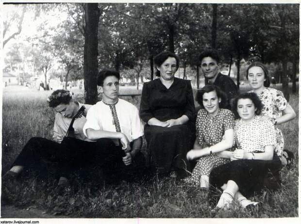 В Павлово-Посаде. Июль 1954 г. (2).jpg