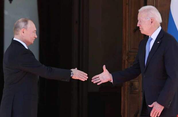 Россия-США: самый опасный военно-политический кризис с 2014 года