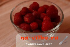 Домашний компот из клубники