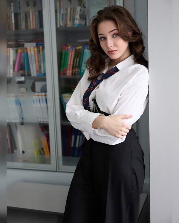 Совсем взрослая: дочь Юлии Началовой появилась на фотосессии для выпускного альбома